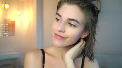 Snapshot of shelleyharn chatting on 17, 9, 2025 Alex online show from 17, 9, 2025