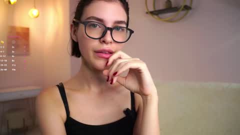 Snapshot of shelleyharn chatting on 25, 9, 2025 Alex online show from 25, 9, 2025