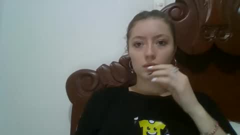 shelsyzevee_ online show from 5, 12, 2025