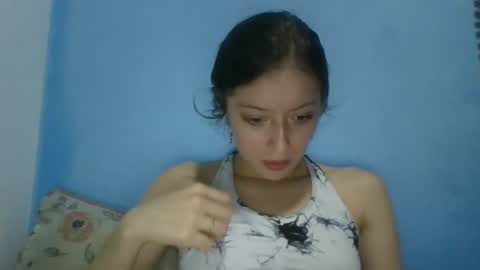 shelsyzevee_ online show from 14, 12, 2025