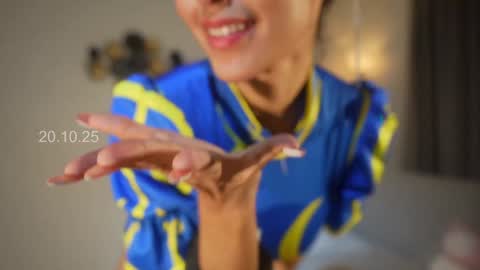  In instagram shena nomy online show from 20, 10, 2025