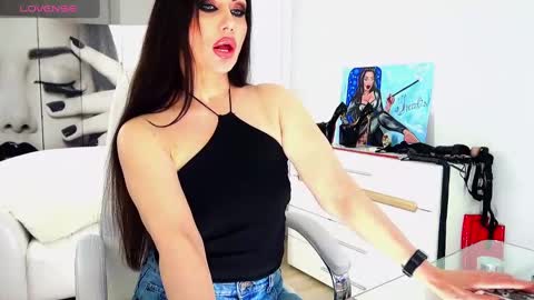 Snapshot of sherlismoon chatting on 5, 1, 2025 SherlisMoon online show from 5, 1, 2025