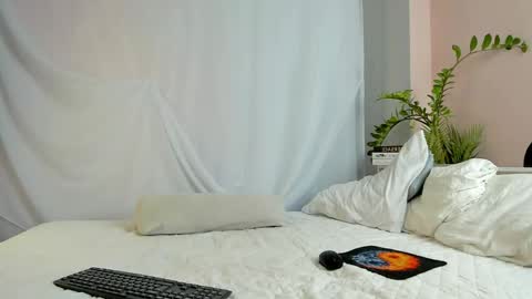 Max online show from 29, 3, 2026