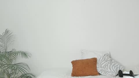 Sherlyn Adams online show from 29, 12, 2024