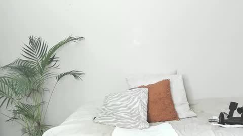 Sherlyn Adams online show from 9, 2, 2025