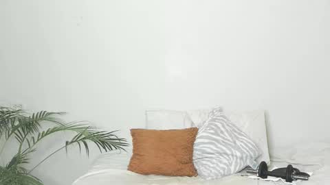 Sherlyn Adams online show from 16, 2, 2025