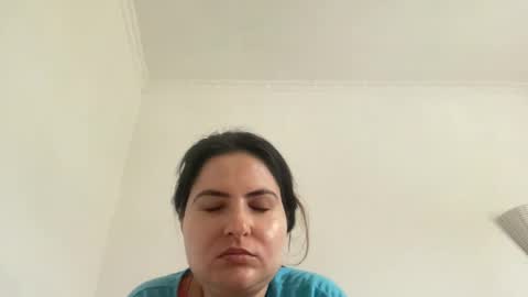 Snapshot of shes__delicious chatting on 16, 10, 2025 Shes Delicious online show from 16, 10, 2025