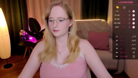 Hello guys my name is Aemilia online show from 23, 9, 2025