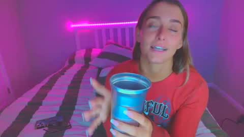 Snapshot of shhitskay chatting on 1, 1, 2025 shhitskay online show from 1, 1, 2025