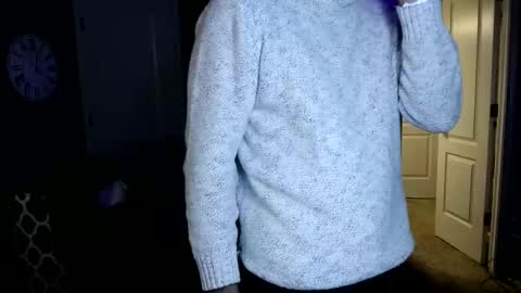 Snapshot of shimmyloe chatting on 16, 12, 2025 shimmyloe online show from 16, 12, 2025