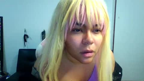 Snapshot of shineex chatting on 16, 2, 2025 Shinee online show from 16, 2, 2025