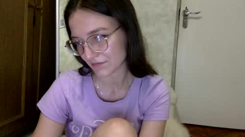Snapshot of shining_pearl chatting on 30, 6, 2026 Jesica online show from 30, 6, 2026