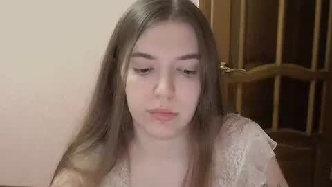 Snapshot of shiraha___rafieru chatting on 19, 11, 2025 shiraha___rafieru online show from 19, 11, 2025