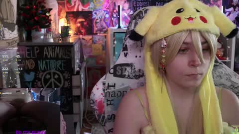 Im Lilu Rosenblum  Guys I have   ----Ill be glad to see you there online show from 5, 3, 2025