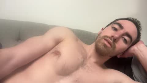 shirtlesshunk15 online show from 22, 2, 2026