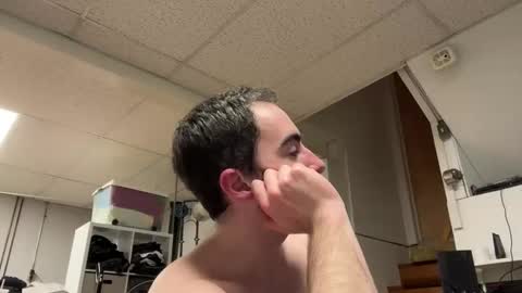 shirtlesshunk15 online show from 14, 3, 2026