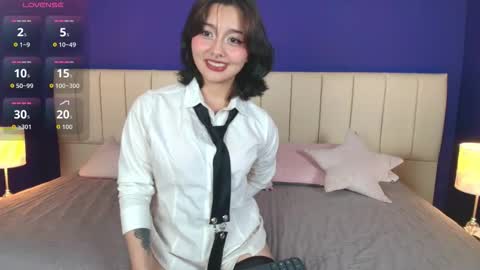 Snapshot of shizuko___ chatting on 13, 10, 2025 Valentina online show from 13, 10, 2025