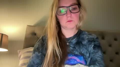 Snapshot of short_sweetpea chatting on 6, 12, 2024 short sweetpea online show from 6, 12, 2024
