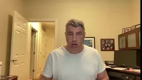 Chicago Guy online show from 20, 9, 2025