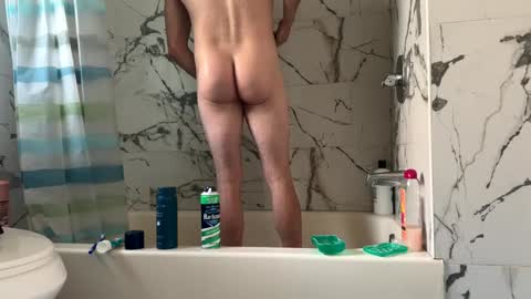 Snapshot of shreddylong chatting on 11, 9, 2025 shreddylong online show from 11, 9, 2025