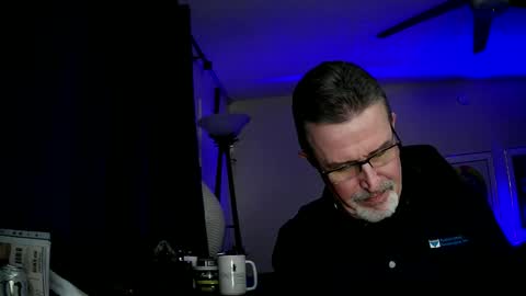 Snapshot of shrewtamer chatting on 12, 12, 2024 shrewtamer online show from 12, 12, 2024