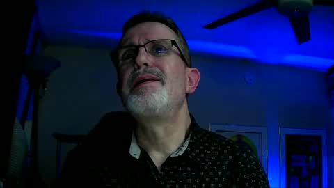 Snapshot of shrewtamer chatting on 11, 2, 2025 shrewtamer online show from 11, 2, 2025