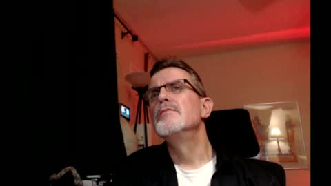 Snapshot of shrewtamer chatting on 28, 2, 2025 shrewtamer online show from 28, 2, 2025