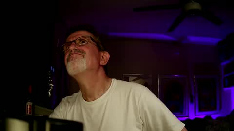 Snapshot of shrewtamer chatting on 1, 10, 2025 shrewtamer online show from 1, 10, 2025