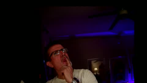 Snapshot of shrewtamer chatting on 16, 10, 2025 shrewtamer online show from 16, 10, 2025