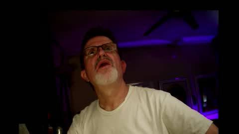 Snapshot of shrewtamer chatting on 22, 10, 2025 shrewtamer online show from 22, 10, 2025