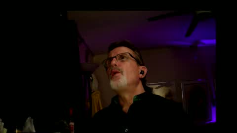 Snapshot of shrewtamer chatting on 18, 11, 2025 shrewtamer online show from 18, 11, 2025