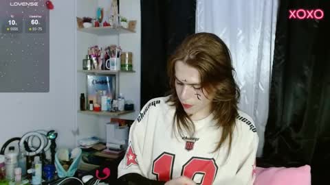 Snapshot of shun_sun chatting on 16, 12, 2024 Shun White online show from 16, 12, 2024