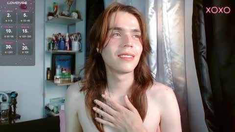 Snapshot of shun_sun chatting on 14, 2, 2025 Shun White online show from 14, 2, 2025