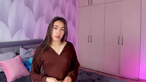 Mika online show from 14, 9, 2025