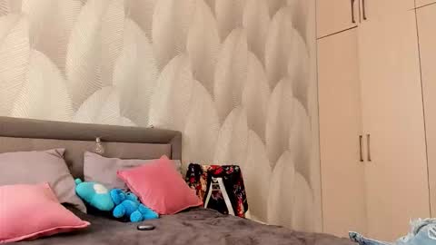 Mika online show from 20, 9, 2025