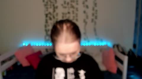Snapshot of shy_elina01 chatting on 12, 10, 2025 shy_elina01 online show from 12, 10, 2025