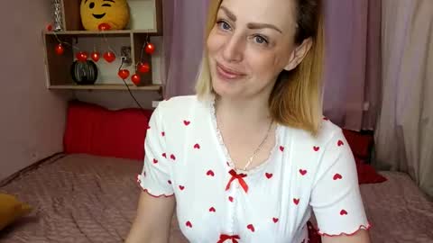 shy_girl80 online show from 1, 2, 2026