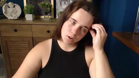 shy_lil online show from 11, 9, 2025