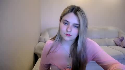 Snapshot of shy_sabrina_ chatting on 19, 5, 2026 shy_sabrina_ online show from 19, 5, 2026
