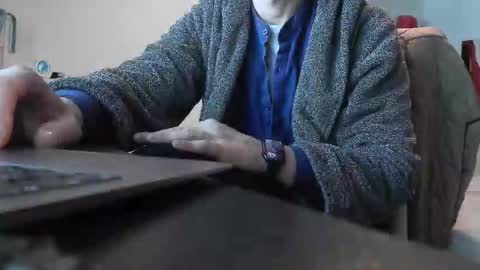 Snapshot of shyboy0533 chatting on 27, 10, 2025 shyboy0533 online show from 27, 10, 2025