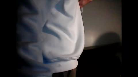 shyboyhugecum2020 online show from 19, 1, 2025