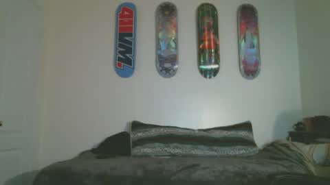 shyboyhugecum2020 online show from 26, 10, 2025