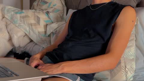 shydude666 online show from 5, 3, 2025