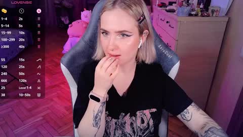 Effie online show from 24, 1, 2025