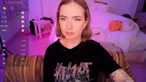 Effie online show from 5, 3, 2025