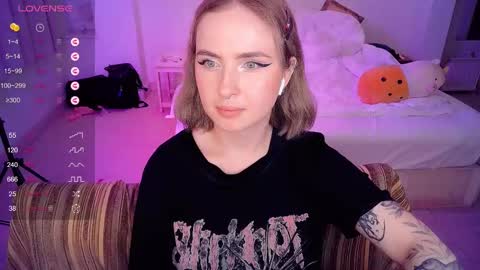 Effie online show from 6, 3, 2025