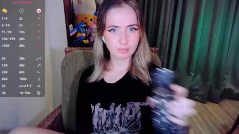 Effie online show from 11, 10, 2025