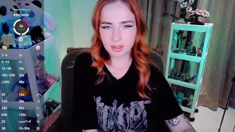 Snapshot of shyfoxxxy chatting on 13, 5, 2026 Effie online show from 13, 5, 2026
