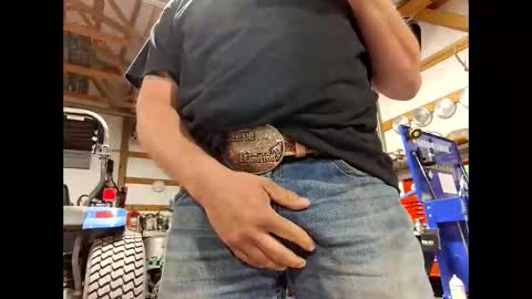 shyguycurious5 online show from 30, 10, 2025