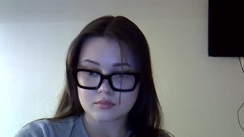 shynesssi online show from 5, 3, 2025